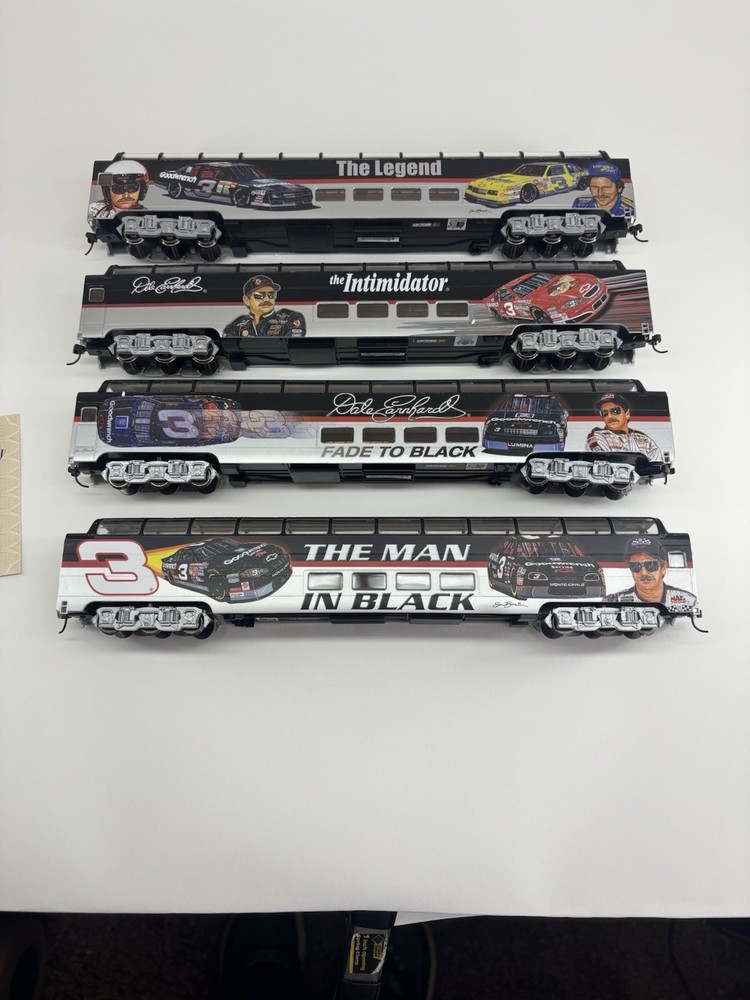 Bachmann Hawthorne Village NASCAR Dale Earnhardt Sr. Train Set Long Size Carts
