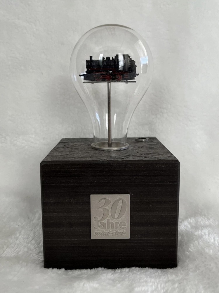 Z Scale Marklin Mini-Club 88052 Locomotive in the Light Bulb 30th anniv. Z103