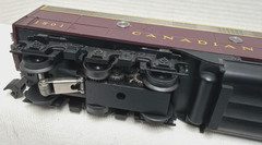 WEAVER O CANADIAN PACIFIC EMD E-8 AA DIESEL LOCOMOTIVE SET #1800/1801- 3-RAIL