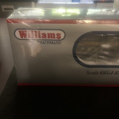 WILLIAMS by BACHMANN 41806 PENNSYLVANIA O SCALE GREEN 5-STRIPE GG-1 LOCOMOTIVE