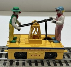 K-Line K2625-01 Circus Clowns Transport Railroad Motorized Handcar