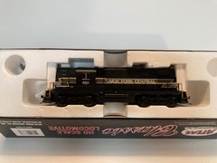 Atlas RS-11 New York Central NYC Rd. 8011 Lighting Stripe BRAND NEW NKP B&A D&H