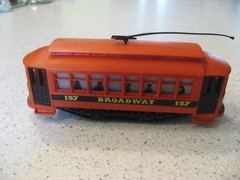 Vtg Tyco HO Scale Broadway Trolley Car #137 Model 214G UNTESTED/4Parts or Repair