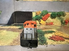 HO Scale GE General Electric Switcher Locomotive Tested Runs