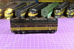 Dummy TrkRdy 5.2 oz DRG&W F series “B” unit, cab # ?, die cast couplers