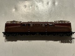 Penn Line. HO. GG1 : 1:87, Tuscan RED. late 1950’s. runs good