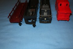 Marx Freight Train Set with #588 New York Central Switcher Locomotive. Runs well