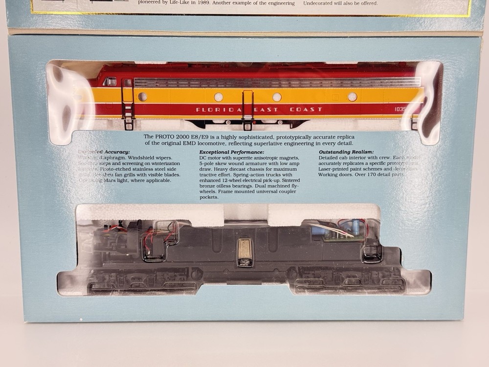 HO Proto 2000 Florida East Coast E8/9 Diesel Locomotive FEC #1035 (Item #8711)