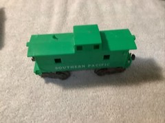 vintage marx o scale train cars and locomotive (490)