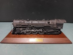 Lionel 700E NYC Hudson 4-6-4 O Gauge Steam Locomotive Black 1937 Avon Replica