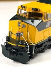 ScaleTrains HO GE C44-9W CNW #8671 DCC/Sound/NIB, “Tested”!!!