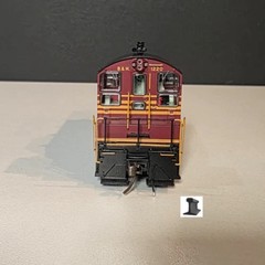 Rapido ~ HO Scale ~ EMD SW9 ~ Boston & Maine #1227 ~ DC/DCC Sound ~ 027568