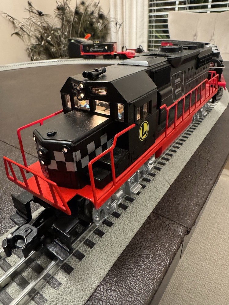 Lionel O Gauge Dale Earnhardt Jr #8 Ready To Run W/ Oval Fastrack & transformer