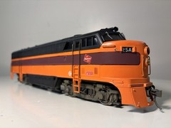 Custom O Scale 2-Rail Milwaukee Road unpowered Rivarossi FM C-Liner