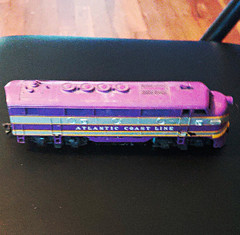 TYCO HO Atlantic Coast Line EMD F7 Diesel Locomotive Analog DC 2-Rail 420