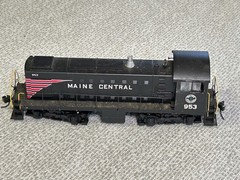 Life Like H.O. ALCO S-2 MAINE CENTRAL #953 BLACK,RED STRIPES