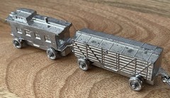 Vintage Iron Cast Metal Toy Train Engine, KT & NRR 3600 With 4 Cars. Made In USA