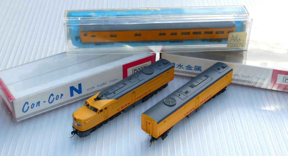 Kato Con-Cor PA-1 diesel locomotive Union Pacific A&B set 2008 2048 N Scale +