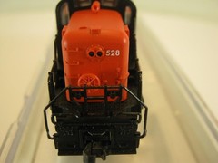 N Scale Atlas RS-3 New Haven #528 Item 42031