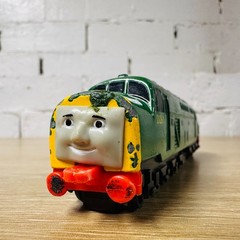 ERTL The Diesel D261 – Thomas the Tank & Friends Metal Diecast Push Along Trains