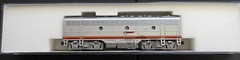 Kato 176-061 EMD F3-B Ph I Santa Fe Rd# DC old mech Pre-Owned
