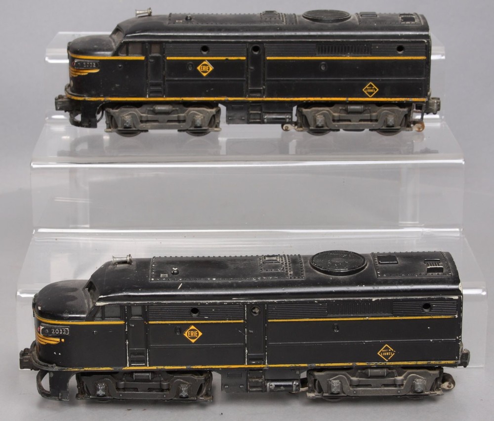 Lionel 2032 Vintage O Erie Alco AA Diesel Locomotive Set
