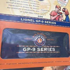 Lionel Big Rugged Trains Southern Pacific GP-9 Series – NEW Rough Box