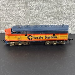 Bachmann HO Scale Chessie System C&O 7071 Diesel Locomotive Hong Kong Untested
