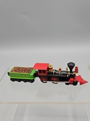 1999 Lionel Classic Series Miniature Die-Cast Train Steam Locomotive