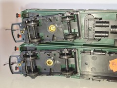 Hornby R157 Diesel Railcar & Trailing Unit. In Excell cond. 2 rail DC. OO. Boxed