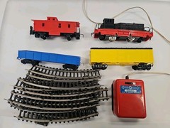 Ho Made in Western Germany Black and Red Diesel Locomotive – See Description