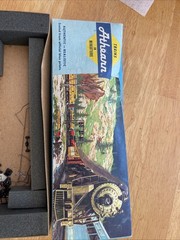 HO Scale Athearn GP35 B&O Chessie Systems #3547