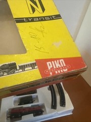 VTG Piko Modellbahn Transit N Scale Train Locomotive set East Germany GDR