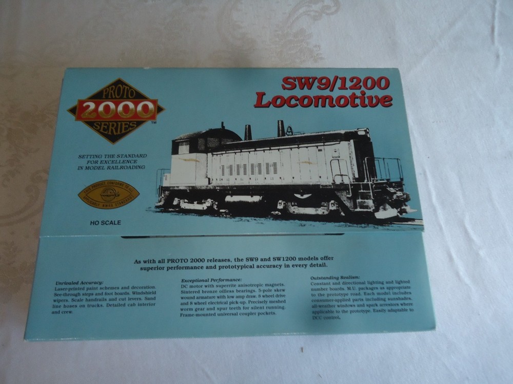 Proto 2000 Series HO Burlington Route SW9/1200 Locomotive (Everywhere West)