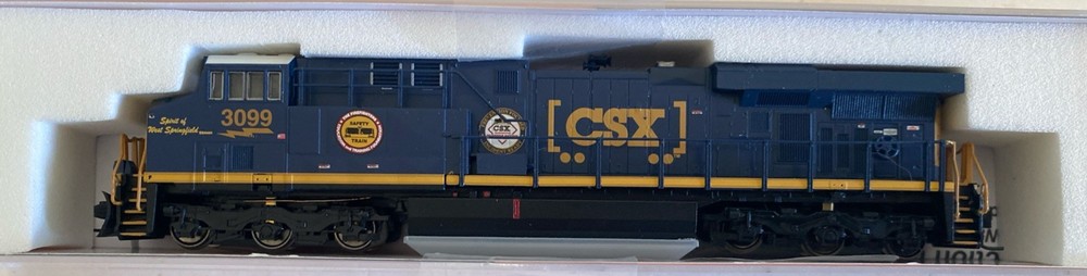 N Scale DCC Equipped FVM GE-ES44-G1 CSX Safety Train Locomotive