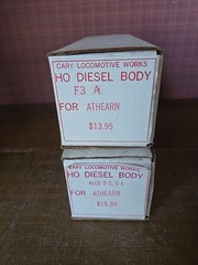 Pair Of Cary Locomotive Works HO – F3 Diesel Body Bodies for Athearn