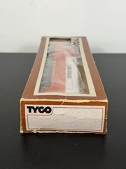 NEW TYCO HO Scale Illinois Central Gulf Diesel Locomotive 5628 – NOS