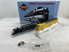 Proto 2000 Limited Edition HO Scale 8700 Milwaukee E8/E9 33 Nice W/Box