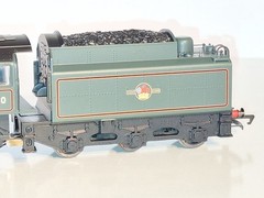 Hornby R2187. BR 9F Class Evening Star. DC 2 rail. New, Mint Cond. OO. Boxed