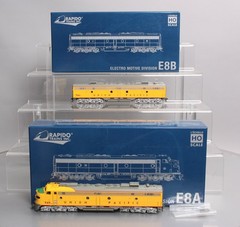 Rapido Trains 28541 HO UP EMD E8A/B Diesel Locomotive DCC & Sound #940/941B