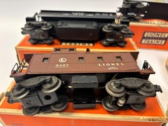 Vintage Lionel Train Set – 675 Locomotive, Whistle Tender & Freight Cars TESTED!