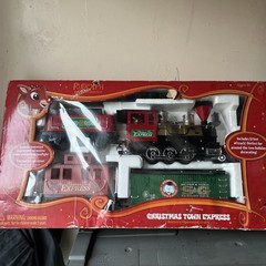 RUDOLPH’S Christmas Town Express ENGINE and Red-Nosed TENDER-Eztec G Gauge Train