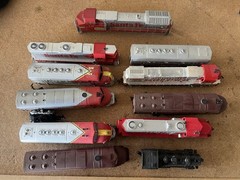 Lot of Locomotives HO Engines – Tyco Life-Like Playart + some damaged