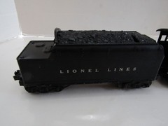 VINTAGE TRAIN ENGINE Lionel Postwar #2025 locomotive & tender CAST METAL