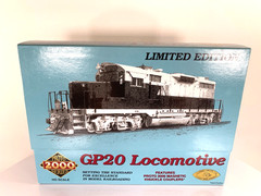 Proto 2000 HO 8008 Santa Fe GP20 Locomotive #1107 – DC only