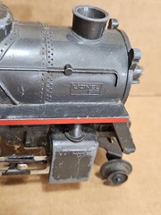 LIONEL LOCOMOTIVE #8141 WITH PENNSYLVANIA TENDER FOR PARTS OR REFURBISH