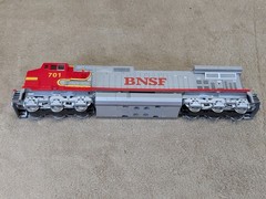 Athearn 4940 BNSF Red & Silver C44-9W Power No. 701