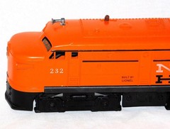 Scarce Lionel 232 New Haven A Alco Diesel w/BLACK PILOT/Apron 1962 Runs INTRSTNG