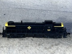 Vintage KATO Erie RR RS-3 Locomotive N Gauge