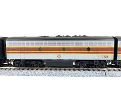 HO Bachmann Plus 11238,11239, 11241 Erie Lackawanna F7ABA set, DC only